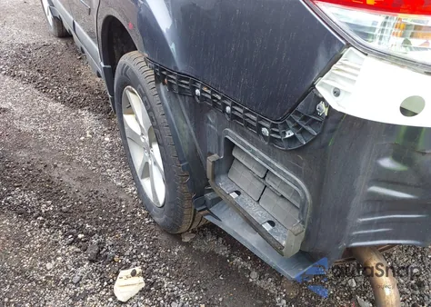 2013 Subaru Outback 2.5I Limited from USA, damaged, VIN 4S4BRCKC8D3219084